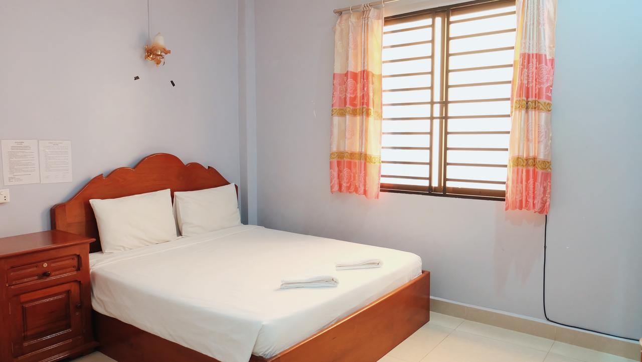 Khmer Village Guesthouse Phnom Penh Extérieur photo